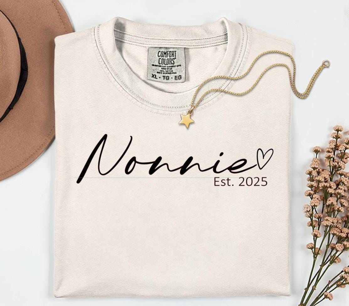 Custom Gigi Shirt: Personalized Grandma T-Shirt with Established Date