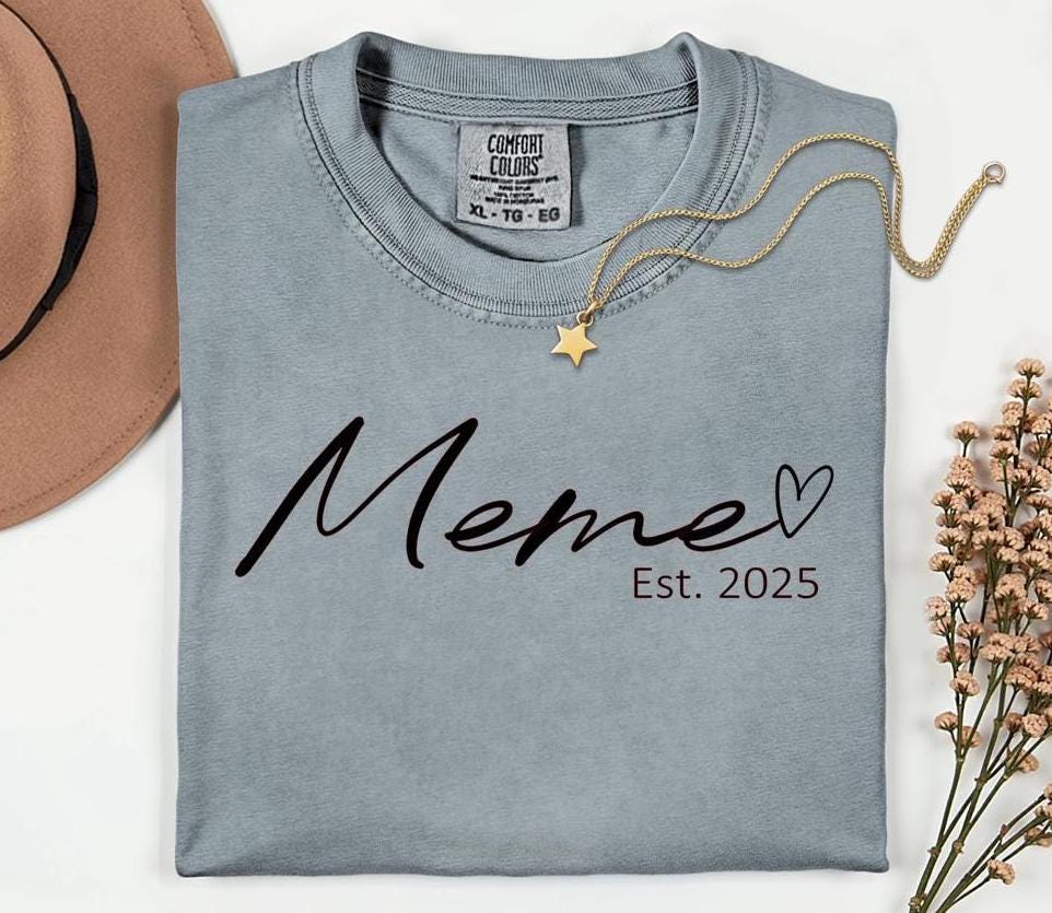 Custom Gigi Shirt: Personalized Grandma T-Shirt with Established Date