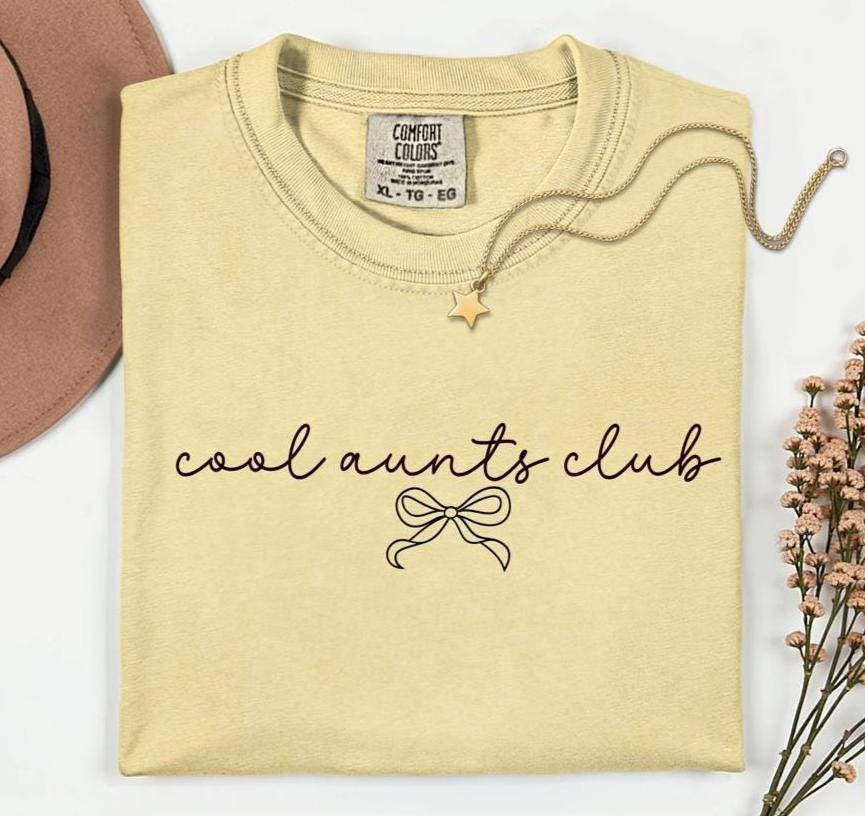 Comfort Colors Cool Aunts Club Shirt, Aunt T-Shirt, Family Gift, Women's Graphic Tee, Fun Aunt Gift, Soft Pre-Washed Cotton, Auntie Shirt
