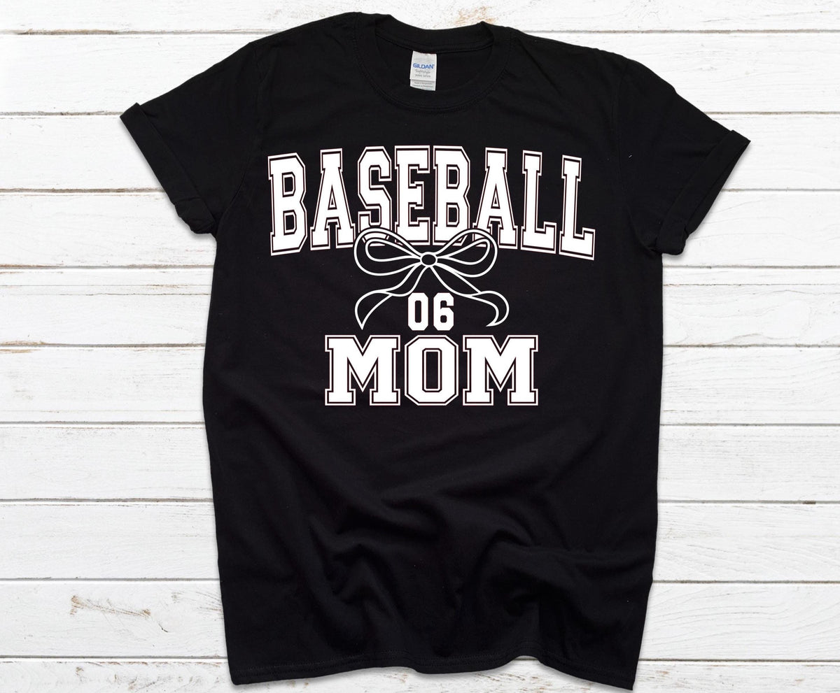 Baseball Mom T-Shirt: Soft Cotton Blend, Family Game Day Tee