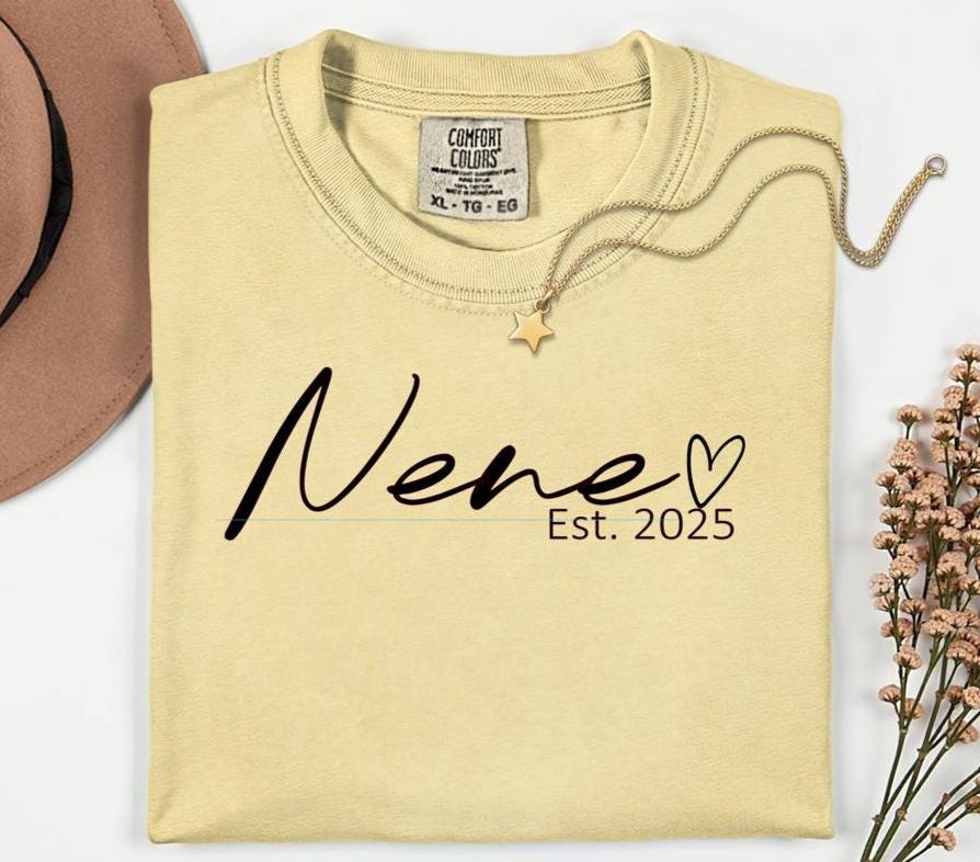 Custom Gigi Shirt: Personalized Grandma T-Shirt with Established Date