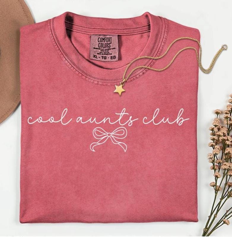 Comfort Colors Cool Aunts Club Shirt, Aunt T-Shirt, Family Gift, Women's Graphic Tee, Fun Aunt Gift, Soft Pre-Washed Cotton, Auntie Shirt